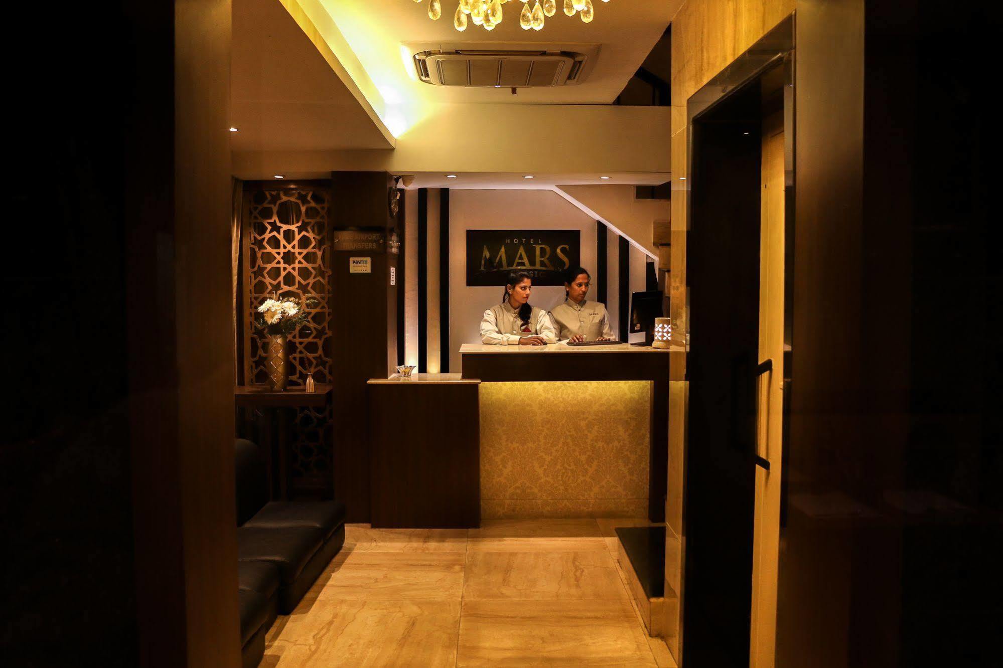 Hotel Mars Classic Ченнаи Экстерьер фото