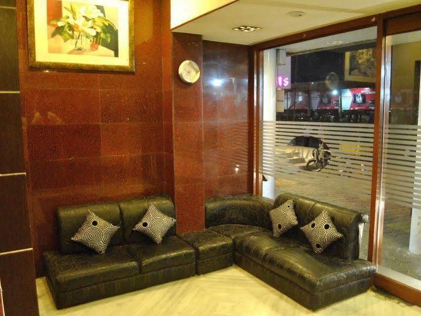Hotel Mars Classic Ченнаи Экстерьер фото